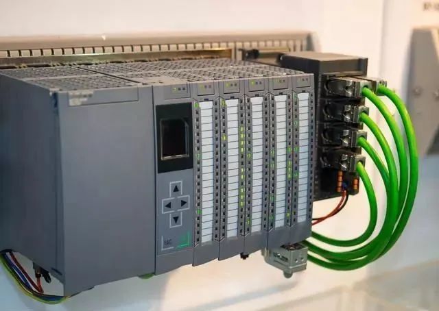 絕對(duì)的干貨 : 學(xué)習(xí)PLC編程最常見(jiàn)的方法!